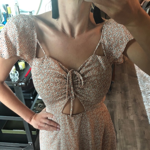 Vagabond Dress - Picture 4 of 5